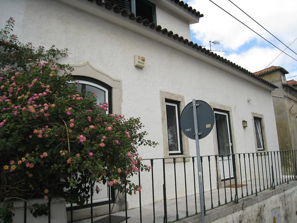 Petunia - Guest House كاسكايس 3*,  البرتغال