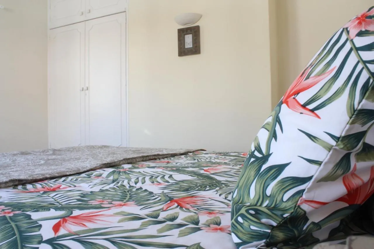Petunia - Guest House Cascais