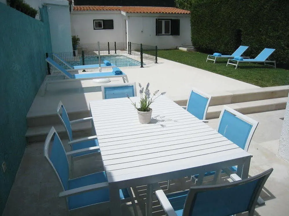 Petunia - Guest House Cascais 3*,